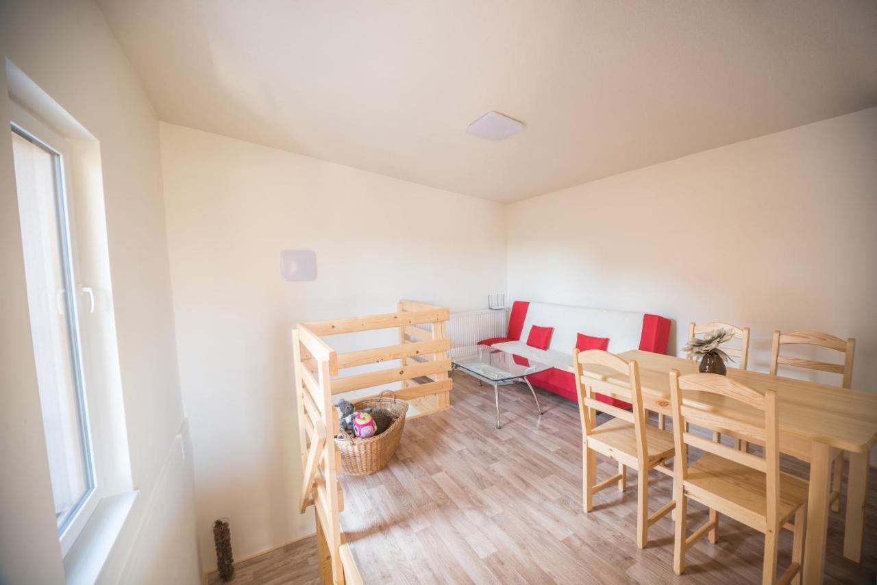 Apartman Emka Liptovský Mikuláš Екстериор снимка
